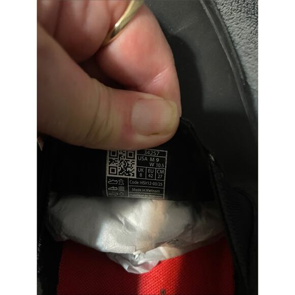 NWOT WorkShoes For Crews Black Slip-On Loafers with Red Insole main image 4